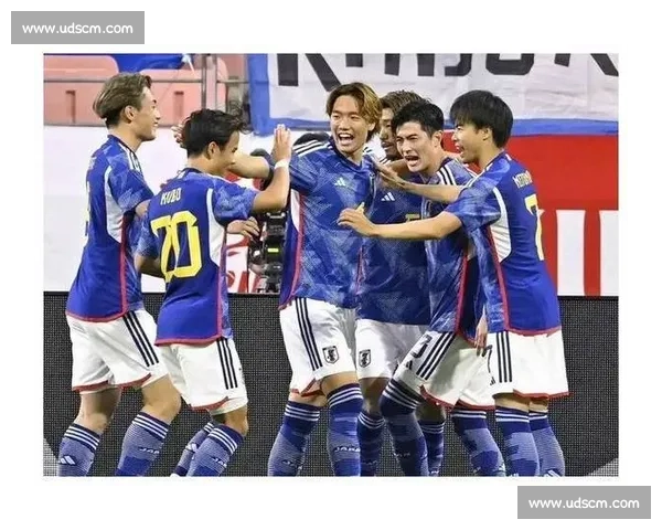 1-1 僵局打破！蓝队再入一球燃爆赛场